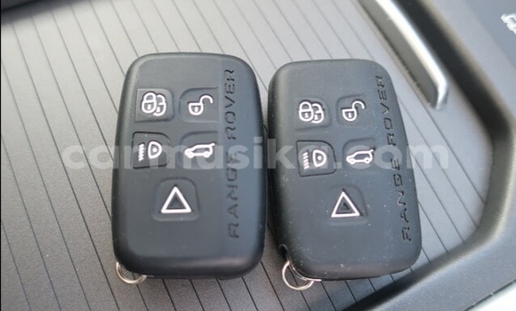 Acheter Occasion Voiture Range Rover Evoque Rouge à Beitbridge, Matabeleland South Acheter Occasion Voiture Range Rover Evoque Rouge à Beitbridge, Matabeleland South