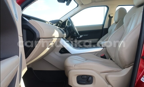 Acheter Occasion Voiture Range Rover Evoque Rouge à Beitbridge, Matabeleland South Acheter Occasion Voiture Range Rover Evoque Rouge à Beitbridge, Matabeleland South