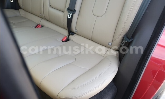 Acheter Occasion Voiture Range Rover Evoque Rouge à Beitbridge, Matabeleland South Acheter Occasion Voiture Range Rover Evoque Rouge à Beitbridge, Matabeleland South