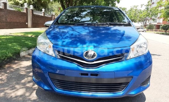 Nunua Ilio tumika Toyota Vitz Bluu Gari ndani ya Harare nchini Harare
