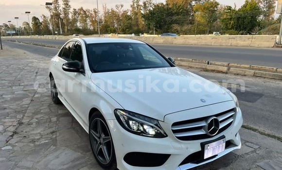 Buy Used Mercedes-Benz C-Classe White Car in Harare in Harare Buy Used Mercedes-Benz C-Classe White Car in Harare in Harare
