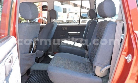 Tenga Tsaru Toyota Comfort Tsvuku Mota in Beitbridge in Matabeleland South Tenga Tsaru Toyota Comfort Tsvuku Mota in Beitbridge in Matabeleland South