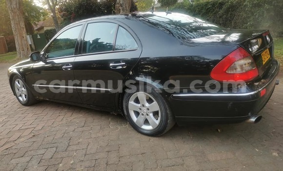 Buy Used Mercedes-Benz E-Classe Black Car in Harare in Harare Buy Used Mercedes-Benz E-Classe Black Car in Harare in Harare