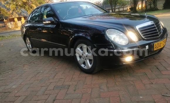 Buy Used Mercedes-Benz E-Classe Black Car in Harare in Harare Buy Used Mercedes-Benz E-Classe Black Car in Harare in Harare