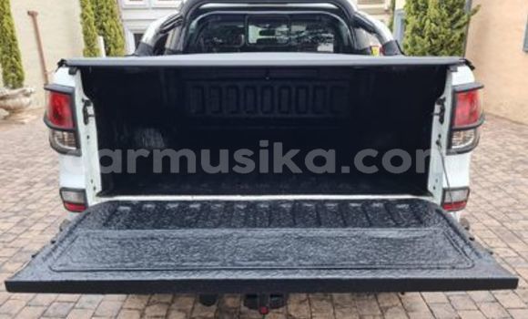 Acheter Occasion Voiture Mazda BT-50 Autre à Beitbridge, Matabeleland South Acheter Occasion Voiture Mazda BT-50 Autre à Beitbridge, Matabeleland South