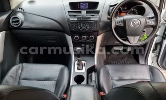 Acheter Occasion Voiture Mazda BT-50 Autre à Beitbridge, Matabeleland South Acheter Occasion Voiture Mazda BT-50 Autre à Beitbridge, Matabeleland South