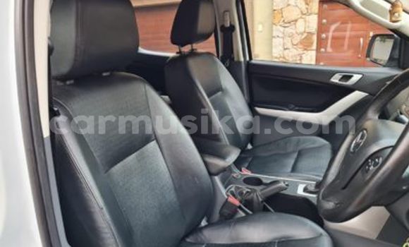 Acheter Occasion Voiture Mazda BT-50 Autre à Beitbridge, Matabeleland South Acheter Occasion Voiture Mazda BT-50 Autre à Beitbridge, Matabeleland South