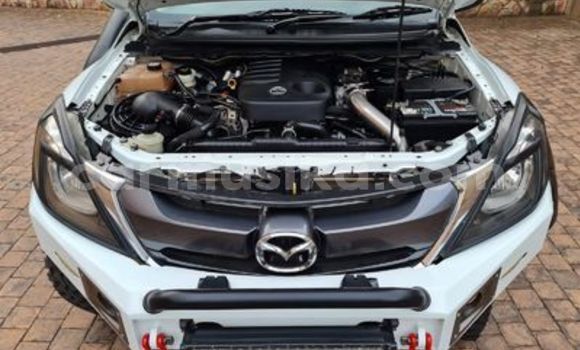 Acheter Occasion Voiture Mazda BT-50 Autre à Beitbridge, Matabeleland South Acheter Occasion Voiture Mazda BT-50 Autre à Beitbridge, Matabeleland South