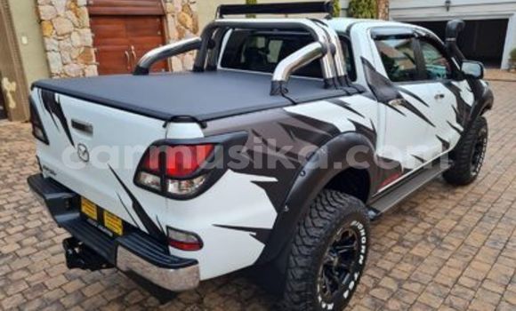 Acheter Occasion Voiture Mazda BT-50 Autre à Beitbridge, Matabeleland South Acheter Occasion Voiture Mazda BT-50 Autre à Beitbridge, Matabeleland South