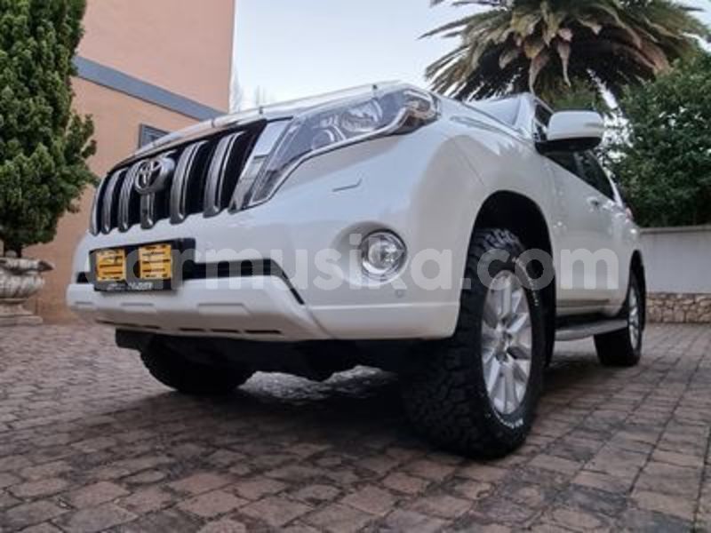 Big with watermark toyota prado matabeleland south beitbridge 25425