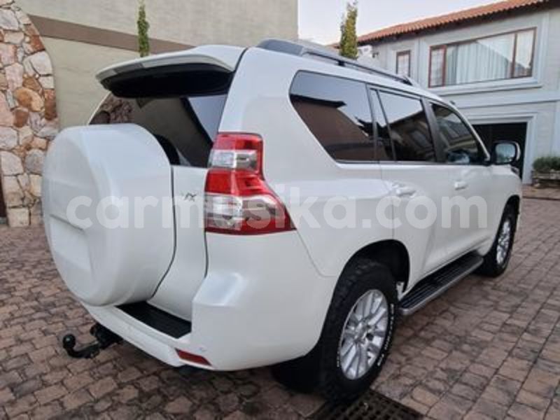 Big with watermark toyota prado matabeleland south beitbridge 25425