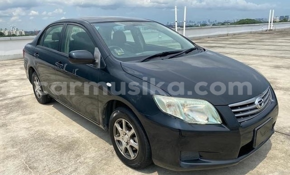Buy Used Toyota Axio Black Car in Beitbridge in Matabeleland South