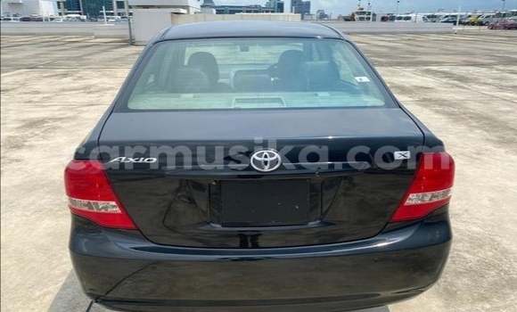 Nunua Ilio tumika Toyota Axio Nyeusi Gari ndani ya Beitbridge nchini Matabeleland Kusini Nunua Ilio tumika Toyota Axio Nyeusi Gari ndani ya Beitbridge nchini Matabeleland Kusini