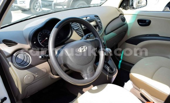 Acheter Import Voiture Hyundai i10 Blanc à Import - Dubai, Harare Acheter Import Voiture Hyundai i10 Blanc à Import - Dubai, Harare
