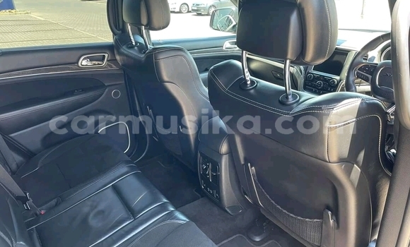 Acheter Occasion Voiture Jeep Cherokee Noir à Beitbridge, Matabeleland South Acheter Occasion Voiture Jeep Cherokee Noir à Beitbridge, Matabeleland South