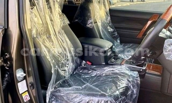 Acheter Occasion Voiture Toyota Land Cruiser Prado Marron à Borrowdale, Harare Acheter Occasion Voiture Toyota Land Cruiser Prado Marron à Borrowdale, Harare