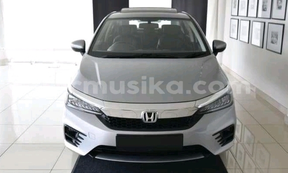 Buy Used Honda Ballade Silver Car in Beitbridge in Matabeleland South