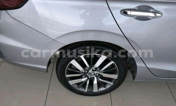 Acheter Occasion Voiture Honda Ballade Gris à Beitbridge, Matabeleland South Acheter Occasion Voiture Honda Ballade Gris à Beitbridge, Matabeleland South