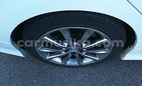 Nunua Ilio tumika Toyota Mark X Nyeupe Gari ndani ya Beitbridge nchini Matabeleland Kusini Nunua Ilio tumika Toyota Mark X Nyeupe Gari ndani ya Beitbridge nchini Matabeleland Kusini