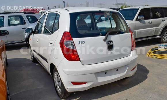 Acheter Import Voiture Hyundai i10 Blanc à Import - Dubai, Harare Acheter Import Voiture Hyundai i10 Blanc à Import - Dubai, Harare