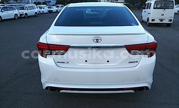 Nunua Ilio tumika Toyota Mark X Nyeupe Gari ndani ya Beitbridge nchini Matabeleland Kusini Nunua Ilio tumika Toyota Mark X Nyeupe Gari ndani ya Beitbridge nchini Matabeleland Kusini