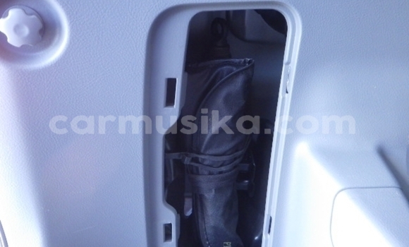 Buy Used Toyota Noah Silver Car in Beitbridge in Matabeleland South Buy Used Toyota Noah Silver Car in Beitbridge in Matabeleland South