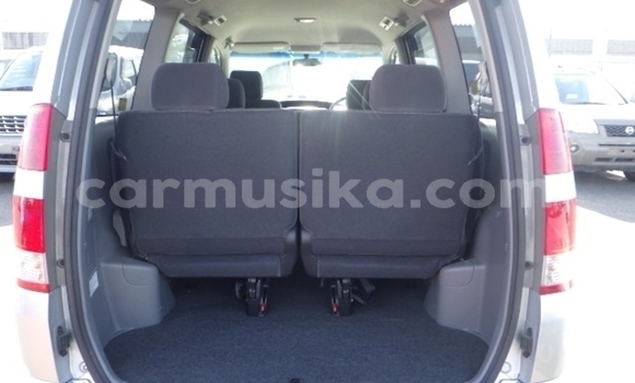 Buy Used Toyota Noah Silver Car in Beitbridge in Matabeleland South Buy Used Toyota Noah Silver Car in Beitbridge in Matabeleland South