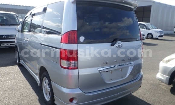 Buy Used Toyota Noah Silver Car in Beitbridge in Matabeleland South Buy Used Toyota Noah Silver Car in Beitbridge in Matabeleland South