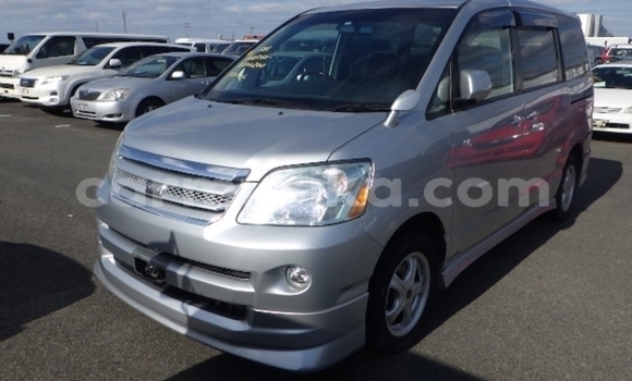Buy Used Toyota Noah Silver Car in Beitbridge in Matabeleland South Buy Used Toyota Noah Silver Car in Beitbridge in Matabeleland South