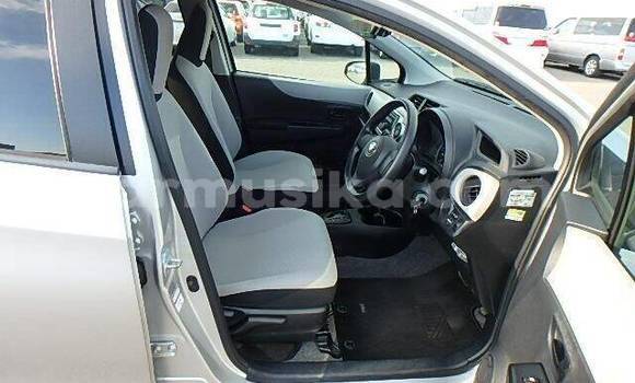 Buy Used Toyota Vitz Other Car in Beitbridge in Matabeleland South Buy Used Toyota Vitz Other Car in Beitbridge in Matabeleland South