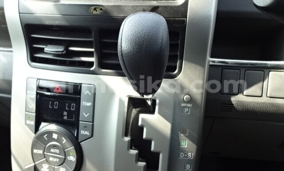 Tenga Tsaru Toyota Noah Zvimwe Mota in Beitbridge in Matabeleland South Tenga Tsaru Toyota Noah Zvimwe Mota in Beitbridge in Matabeleland South