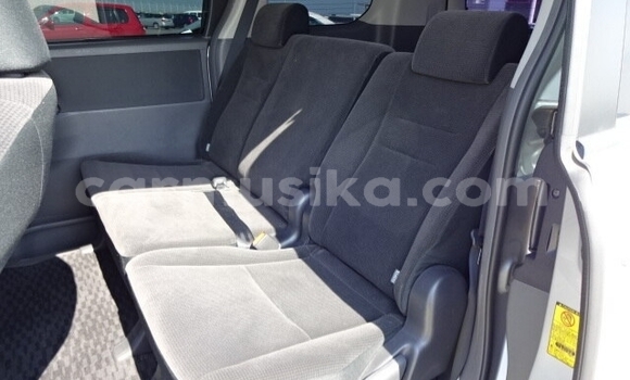 Tenga Tsaru Toyota Noah Zvimwe Mota in Beitbridge in Matabeleland South Tenga Tsaru Toyota Noah Zvimwe Mota in Beitbridge in Matabeleland South