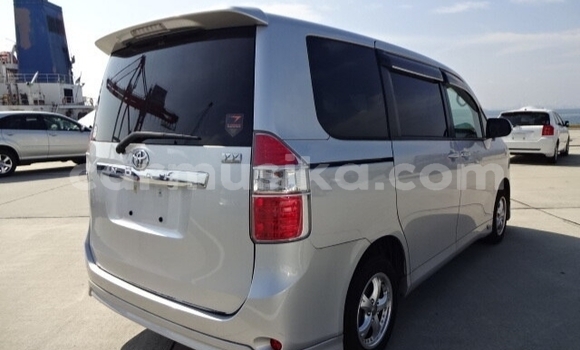 Tenga Tsaru Toyota Noah Zvimwe Mota in Beitbridge in Matabeleland South Tenga Tsaru Toyota Noah Zvimwe Mota in Beitbridge in Matabeleland South