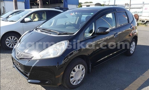 Buy Used Honda Fit Black Car in Beitbridge in Matabeleland South Buy Used Honda Fit Black Car in Beitbridge in Matabeleland South