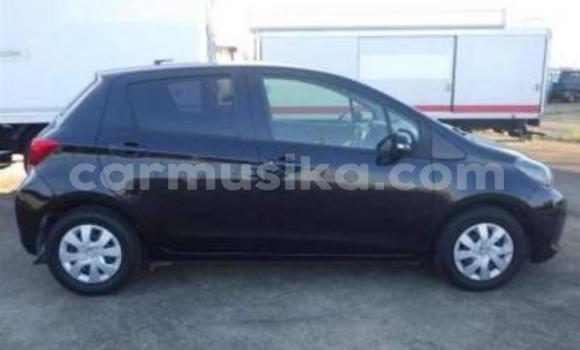 Nunua Ilio tumika Toyota Vitz Nyeusi Gari ndani ya Beitbridge nchini Matabeleland Kusini Nunua Ilio tumika Toyota Vitz Nyeusi Gari ndani ya Beitbridge nchini Matabeleland Kusini