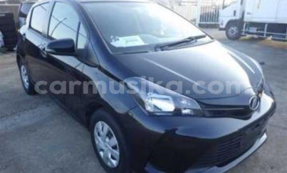 Nunua Ilio tumika Toyota Vitz Nyeusi Gari ndani ya Beitbridge nchini Matabeleland Kusini Nunua Ilio tumika Toyota Vitz Nyeusi Gari ndani ya Beitbridge nchini Matabeleland Kusini