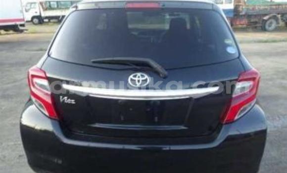 Nunua Ilio tumika Toyota Vitz Nyeusi Gari ndani ya Beitbridge nchini Matabeleland Kusini Nunua Ilio tumika Toyota Vitz Nyeusi Gari ndani ya Beitbridge nchini Matabeleland Kusini