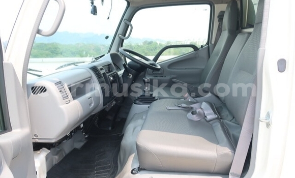 Buy Used Toyota Dyna Other Truck in Beitbridge in Matabeleland South Buy Used Toyota Dyna Other Truck in Beitbridge in Matabeleland South