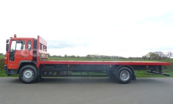 Buy Used Volvo F4 Red Truck in Beitbridge in Matabeleland South Buy Used Volvo F4 Red Truck in Beitbridge in Matabeleland South
