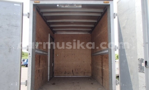 Tenga Tsaru Toyota Dyna Zvimwe Rori in Beitbridge in Matabeleland South Tenga Tsaru Toyota Dyna Zvimwe Rori in Beitbridge in Matabeleland South