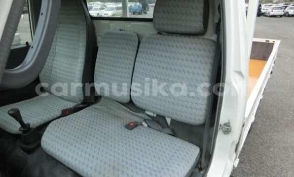 Buy Used Toyota Dyna White Truck in Beitbridge in Matabeleland South Buy Used Toyota Dyna White Truck in Beitbridge in Matabeleland South