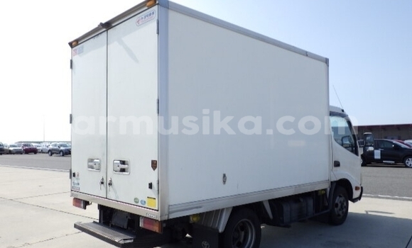 Buy Used Toyota Dyna Other Truck in Beitbridge in Matabeleland South Buy Used Toyota Dyna Other Truck in Beitbridge in Matabeleland South