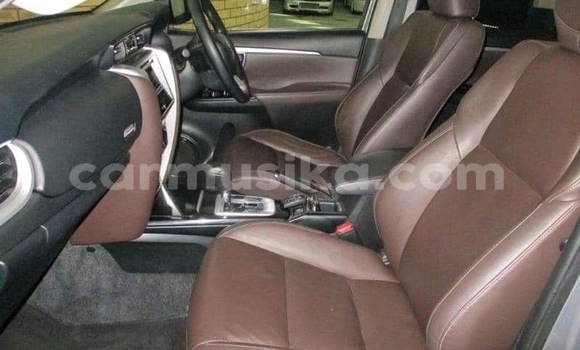 Buy Used Toyota Fortuner Silver Car in Bulawayo in Bulawayo Buy Used Toyota Fortuner Silver Car in Bulawayo in Bulawayo