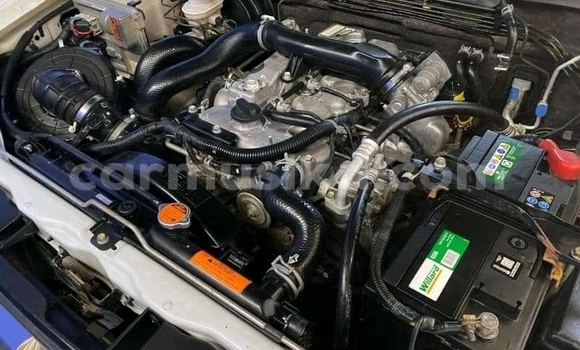 Acheter Occasion Voiture Isuzu KB Blanc à Beitbridge, Matabeleland South Acheter Occasion Voiture Isuzu KB Blanc à Beitbridge, Matabeleland South