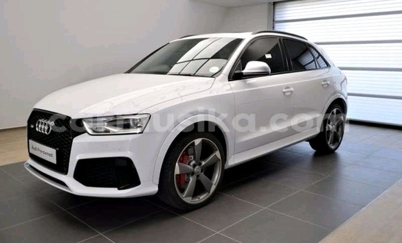 Acheter Occasion Voiture Audi Q3 Blanc à Chitungwiza, Harare Acheter Occasion Voiture Audi Q3 Blanc à Chitungwiza, Harare
