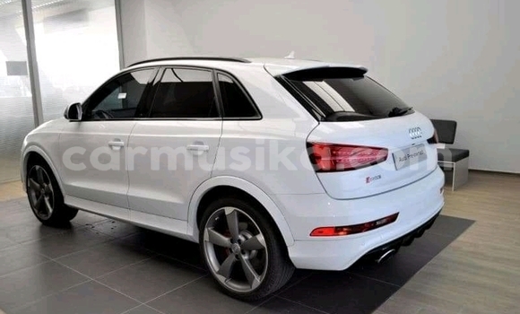 Acheter Occasion Voiture Audi Q3 Blanc à Chitungwiza, Harare Acheter Occasion Voiture Audi Q3 Blanc à Chitungwiza, Harare
