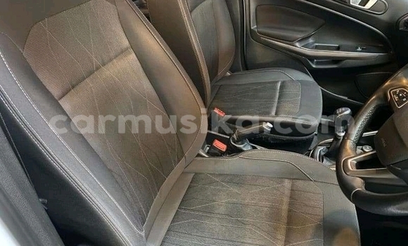 Acheter Occasion Voiture Ford EcoSport Blanc à Bulawayo, Bulawayo Acheter Occasion Voiture Ford EcoSport Blanc à Bulawayo, Bulawayo