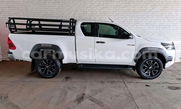 Acheter Occasion Voiture Toyota Hilux Blanc à Harare, Harare Acheter Occasion Voiture Toyota Hilux Blanc à Harare, Harare