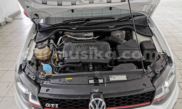 Acheter Occasion Voiture Volkswagen Polo GTI Blanc à Beitbridge, Matabeleland South Acheter Occasion Voiture Volkswagen Polo GTI Blanc à Beitbridge, Matabeleland South