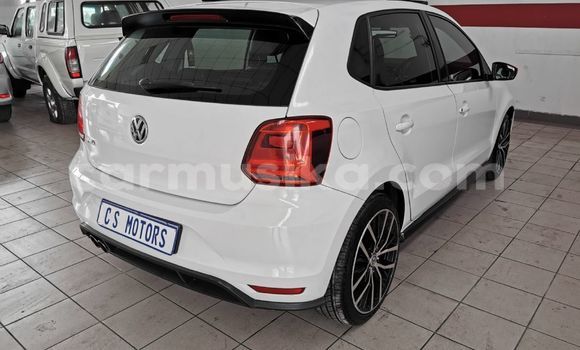 Acheter Occasion Voiture Volkswagen Polo GTI Blanc à Beitbridge, Matabeleland South Acheter Occasion Voiture Volkswagen Polo GTI Blanc à Beitbridge, Matabeleland South